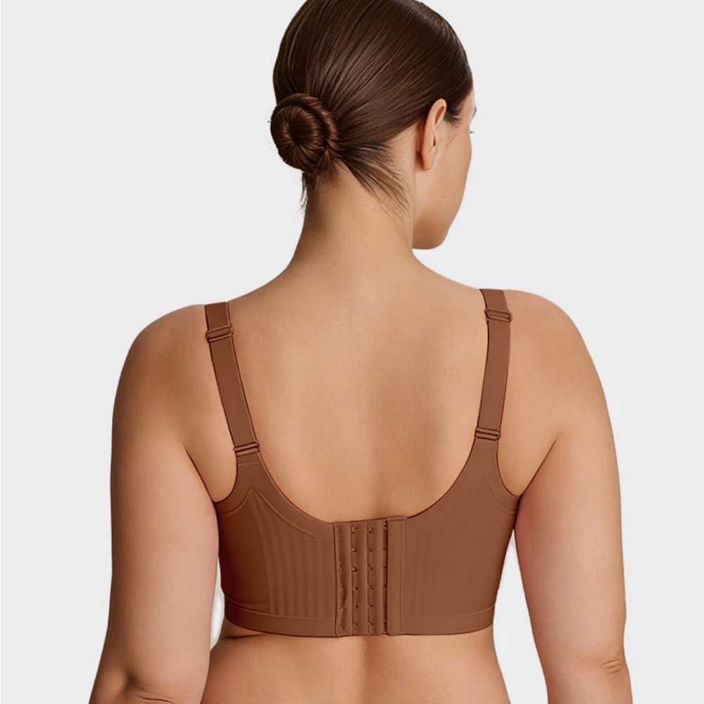 Elegant Tan Wireless Bra - Picture 2 of 9